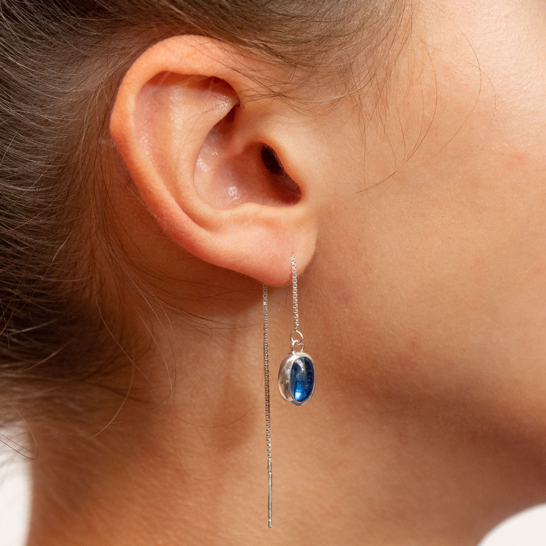 Oorbellen met kyaniet